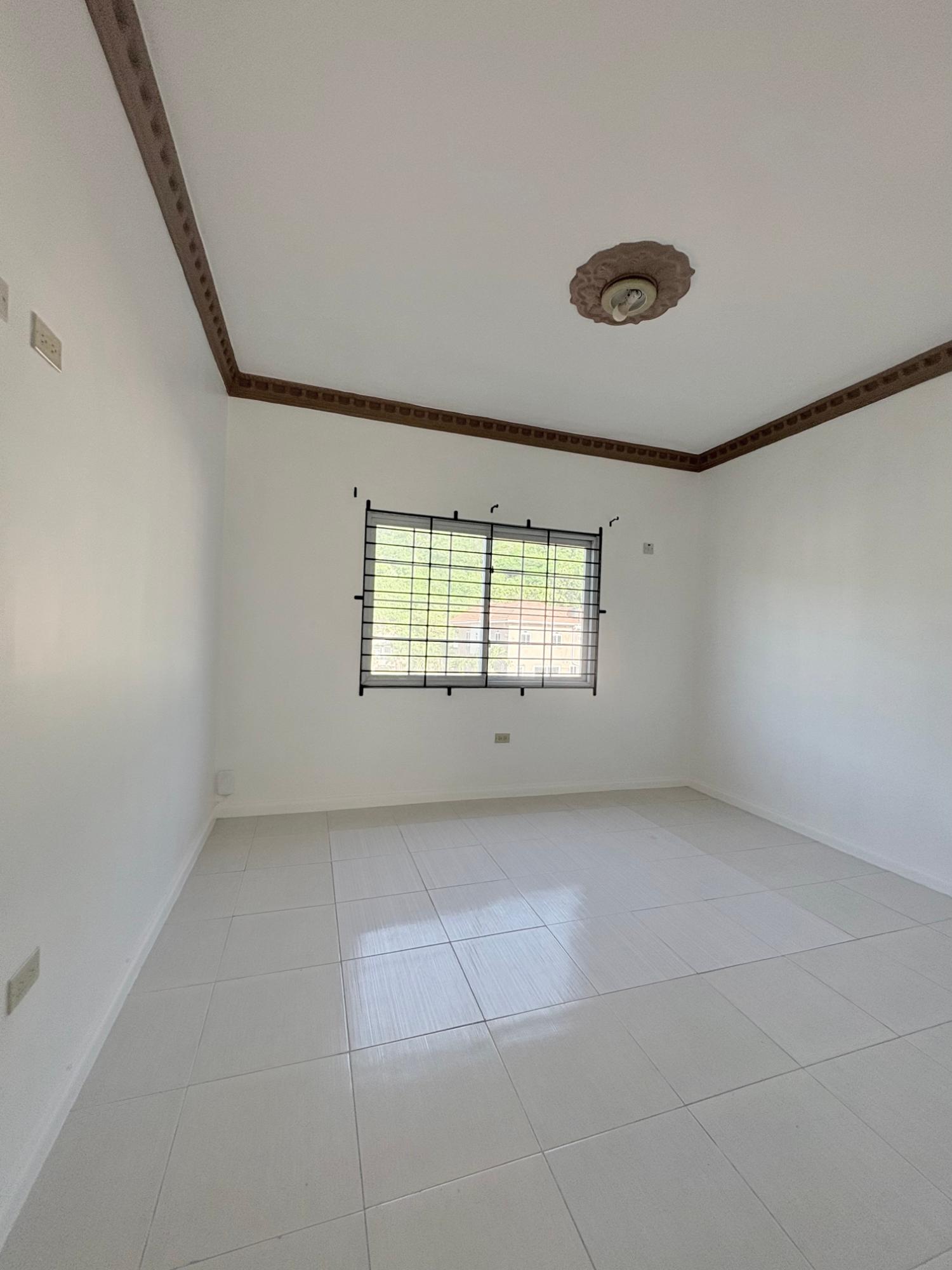 Apartment For Rent: HILLSIDE DRIVE, Kingston 19 | $175,000 photo 8