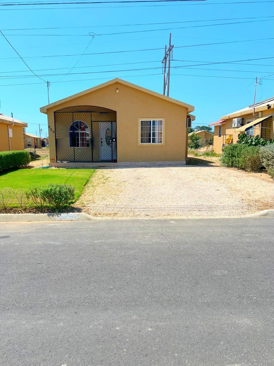 House For Rent: DIAMOND CRESCENT, Phoenix Park | $125,000