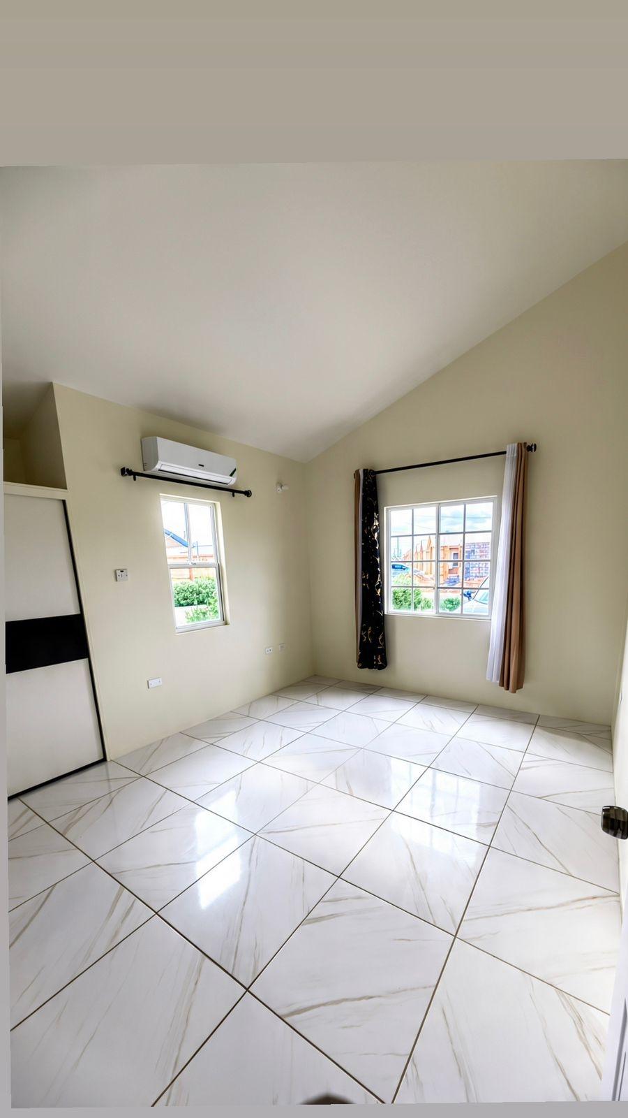 House For Rent: DIAMOND CRESCENT, Phoenix Park | $125,000 photo 3