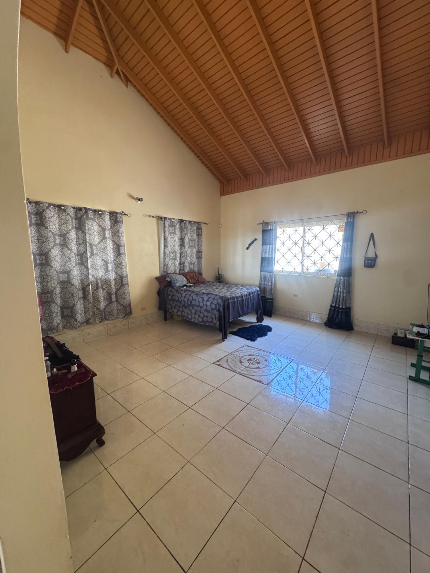 House For Sale: AVONDALE HEIGHTS, MANDEVI, Avondale Heights | $58,000,000 photo 9