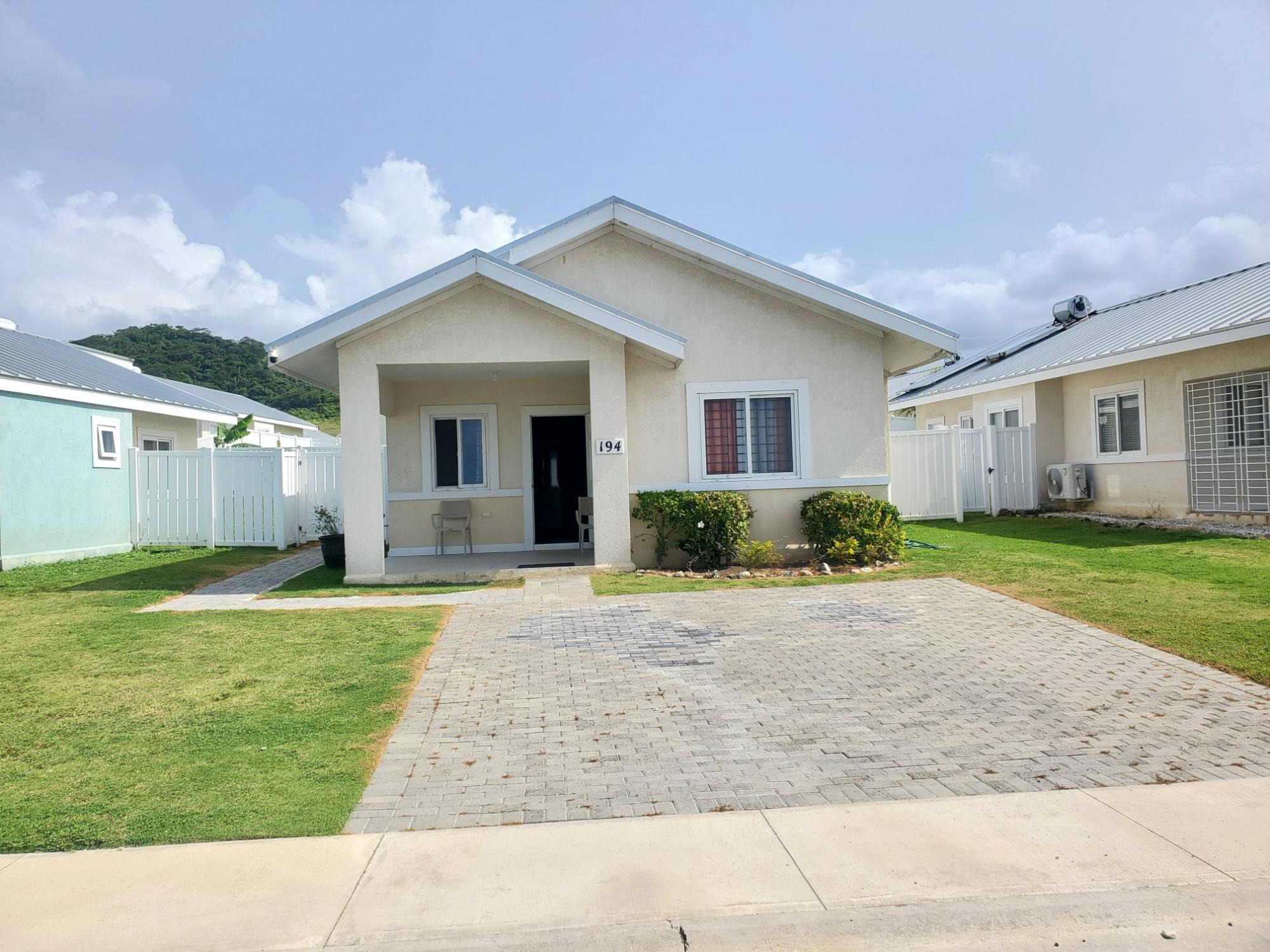 House For Sale: OCEAN POINT PH 1, Lucea | $270,000 photo 3