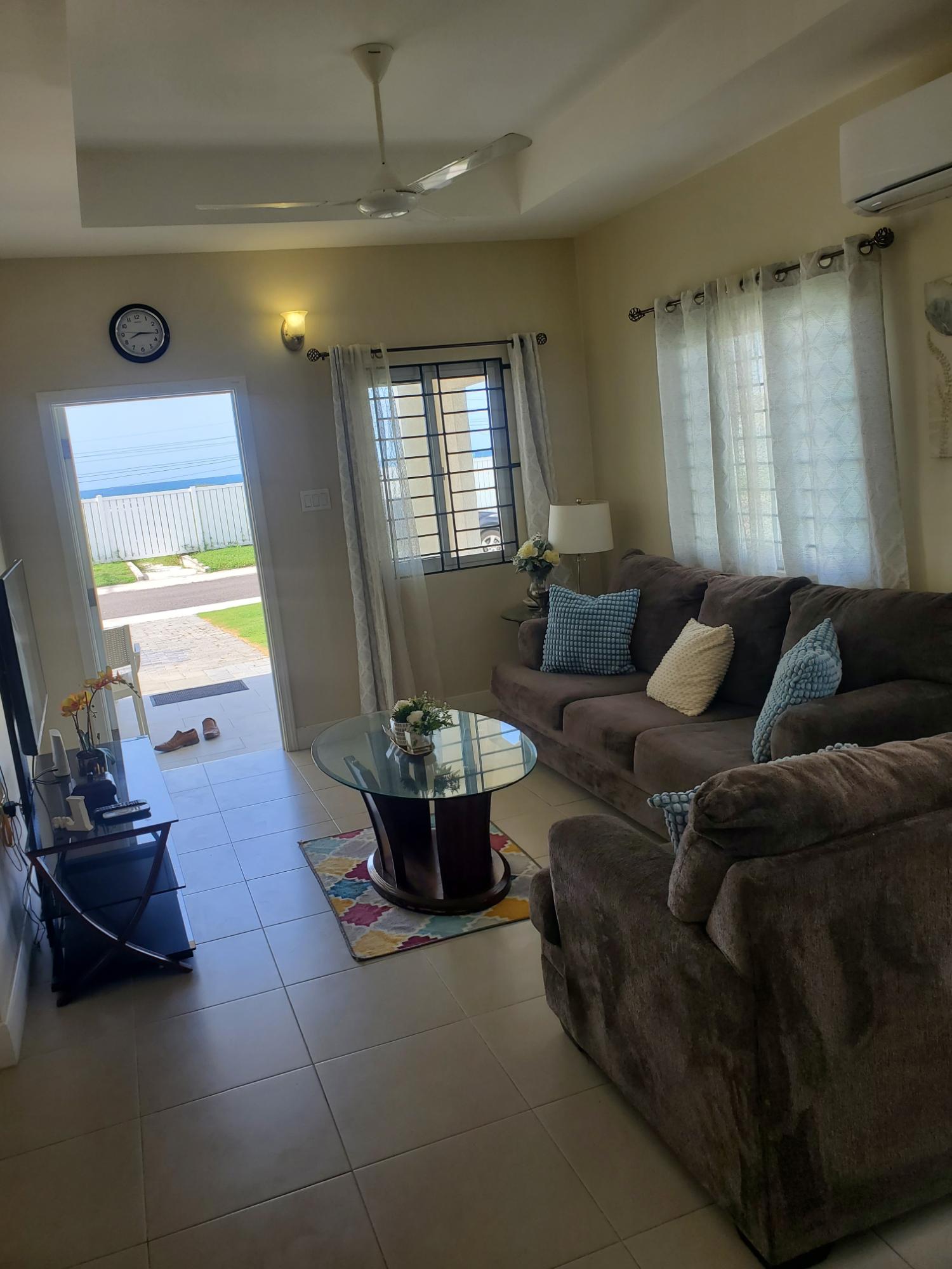 House For Sale: OCEAN POINT PH 1, Lucea | $270,000 photo 7
