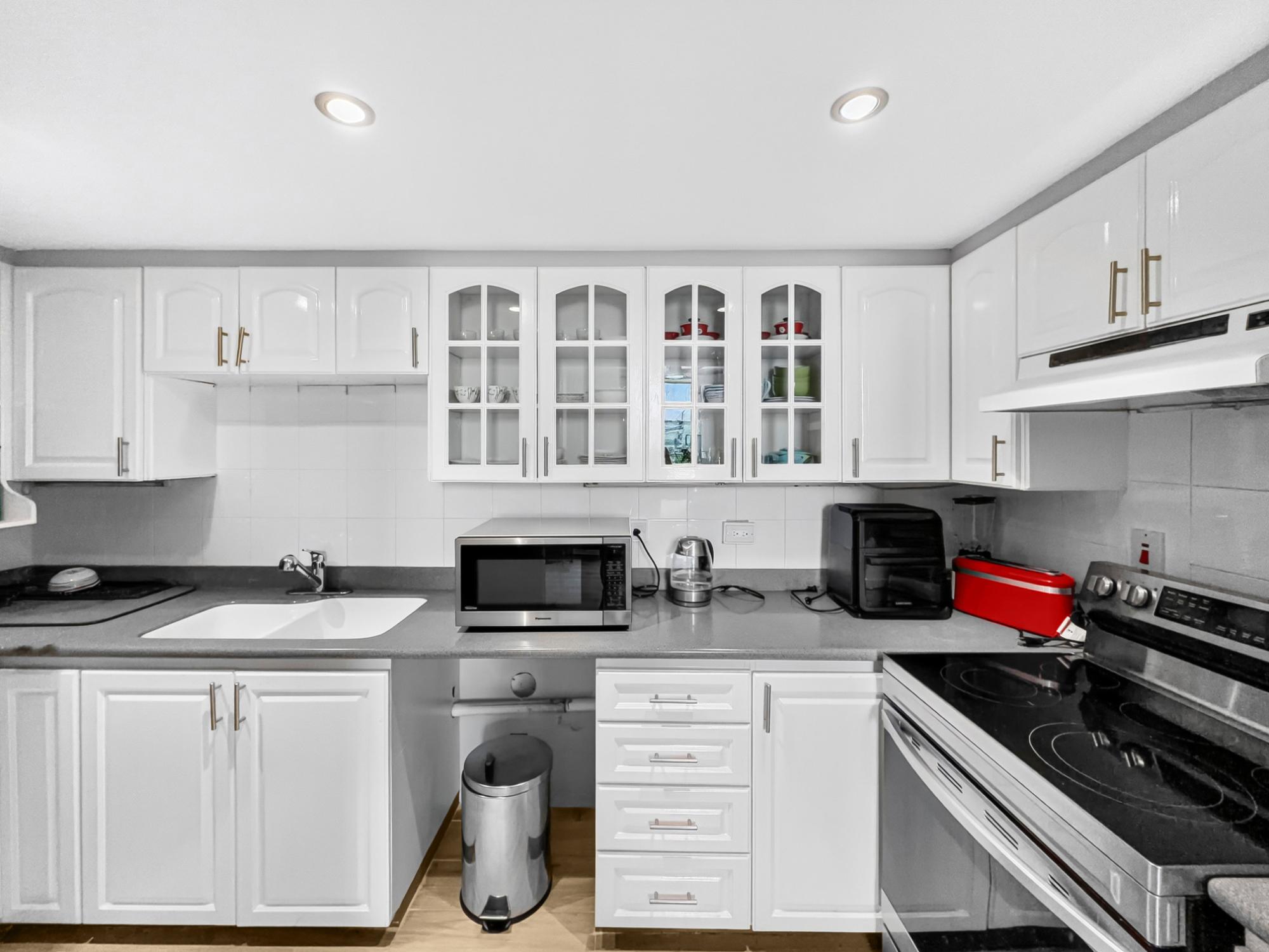 Apartment For Sale: KINGSWAY, Kingston 10 | $65,000,000 photo 9
