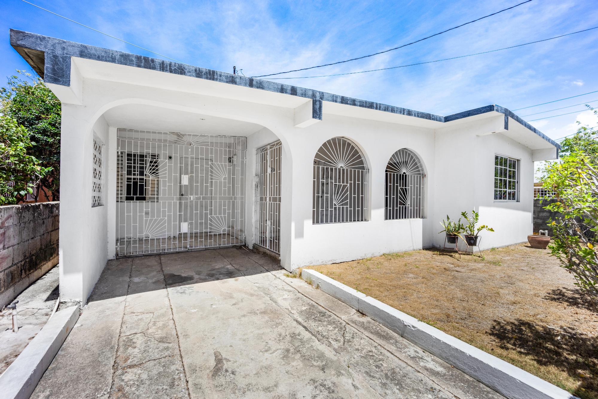 House For Sale: ENFIELD AVENUE, Bridgeport | $30,000,000 photo 2