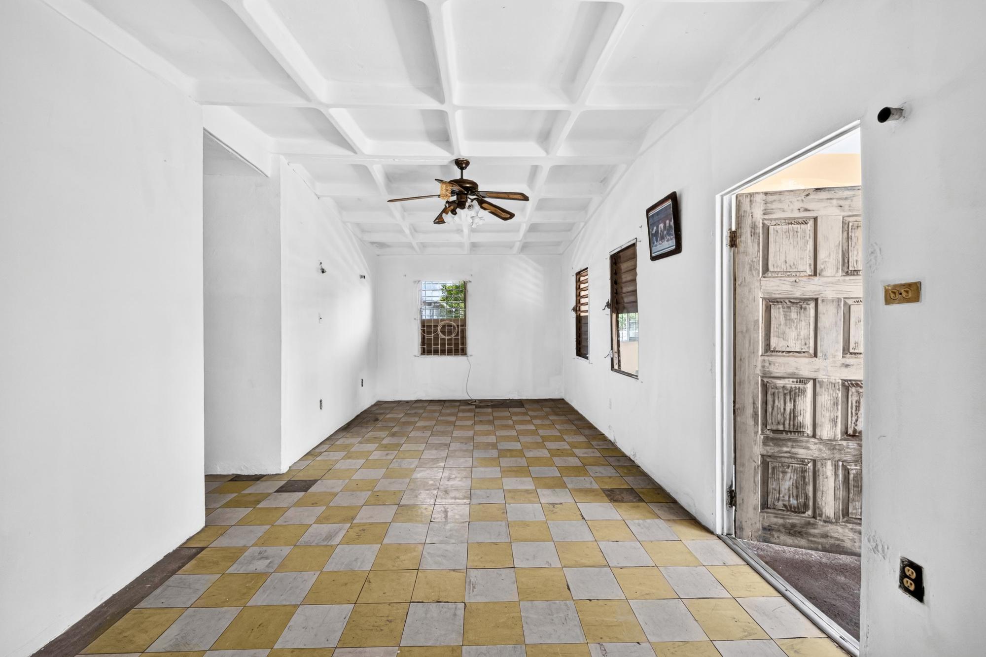 House For Sale: ENFIELD AVENUE, Bridgeport | $30,000,000 photo 3