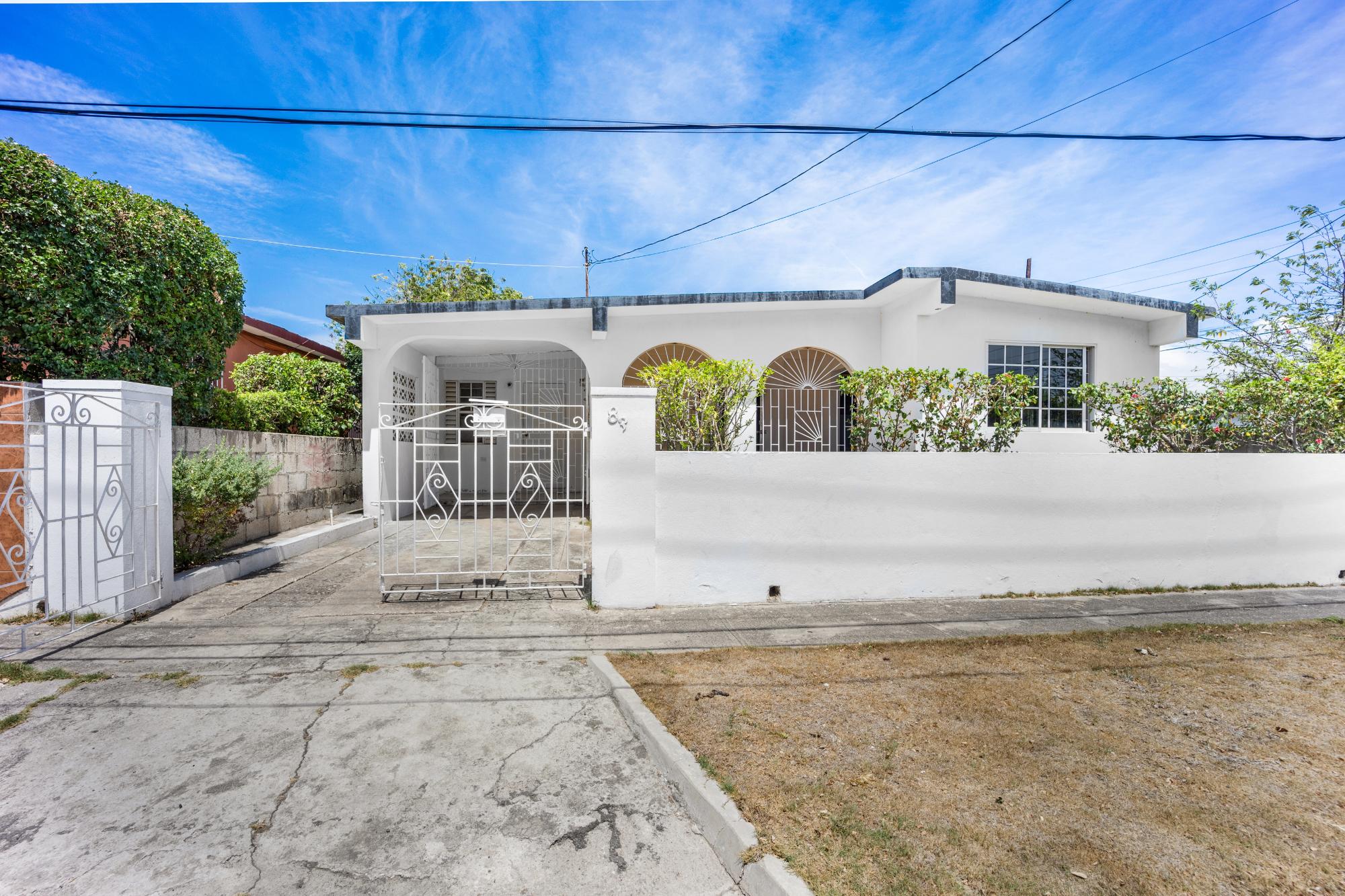 House For Sale: ENFIELD AVENUE, Bridgeport | $30,000,000 photo 14