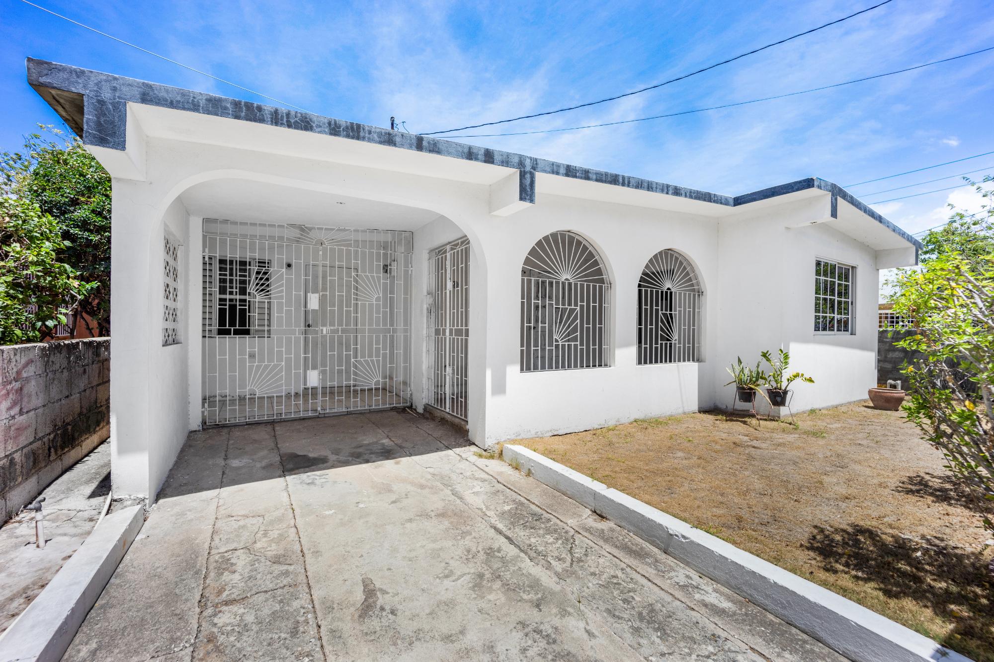 House For Sale: ENFIELD AVENUE, Bridgeport | $30,000,000 photo 15