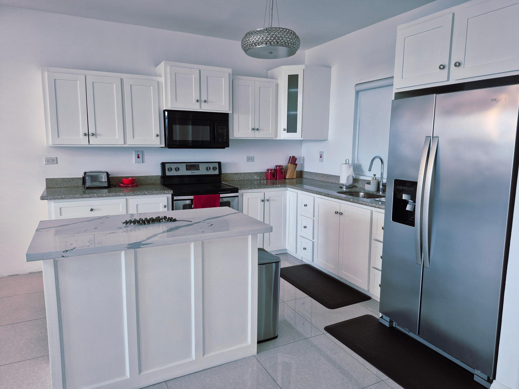 Apartment For Rent: SURBITON ROAD, Kingston 10 | $1,800
