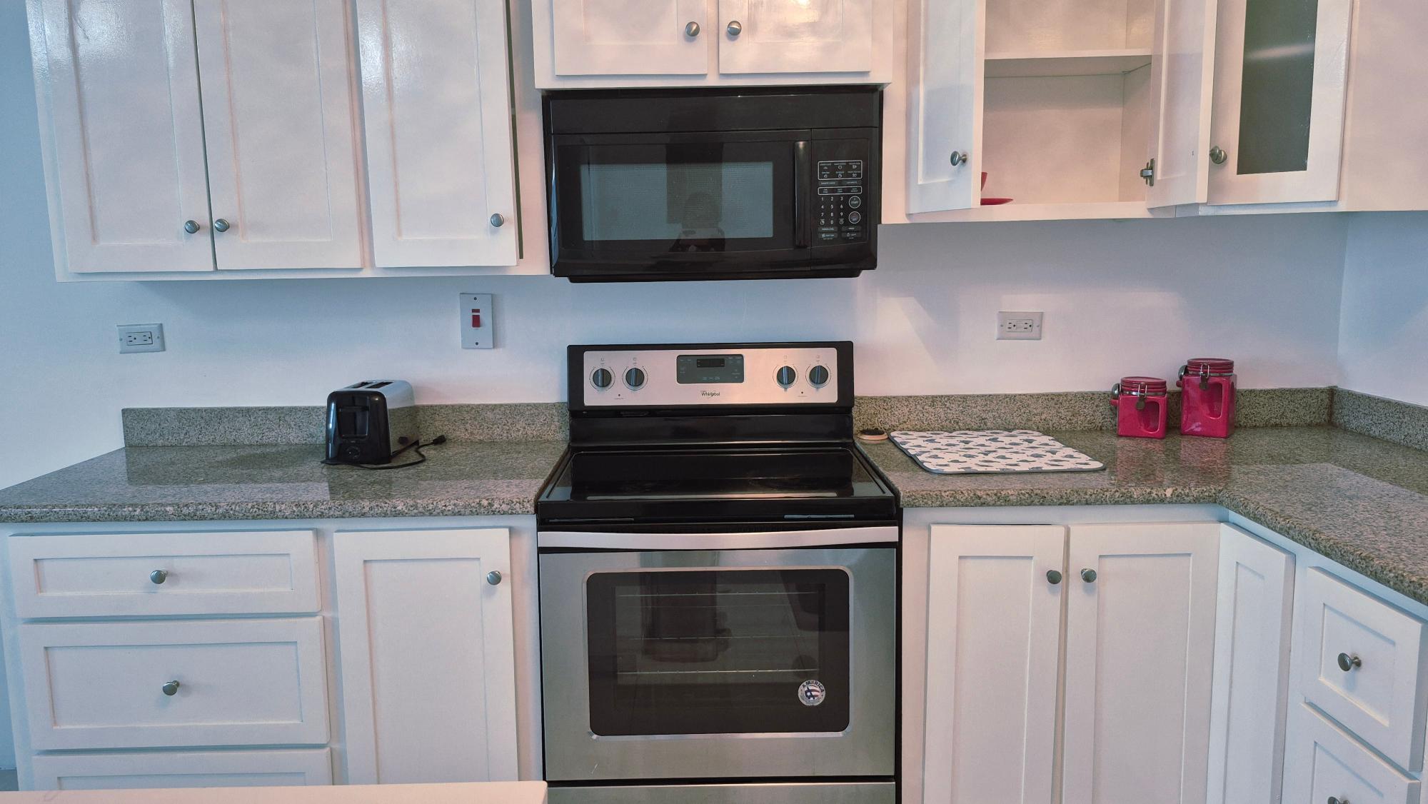 Apartment For Rent: SURBITON ROAD, Kingston 10 | $1,800 photo 2