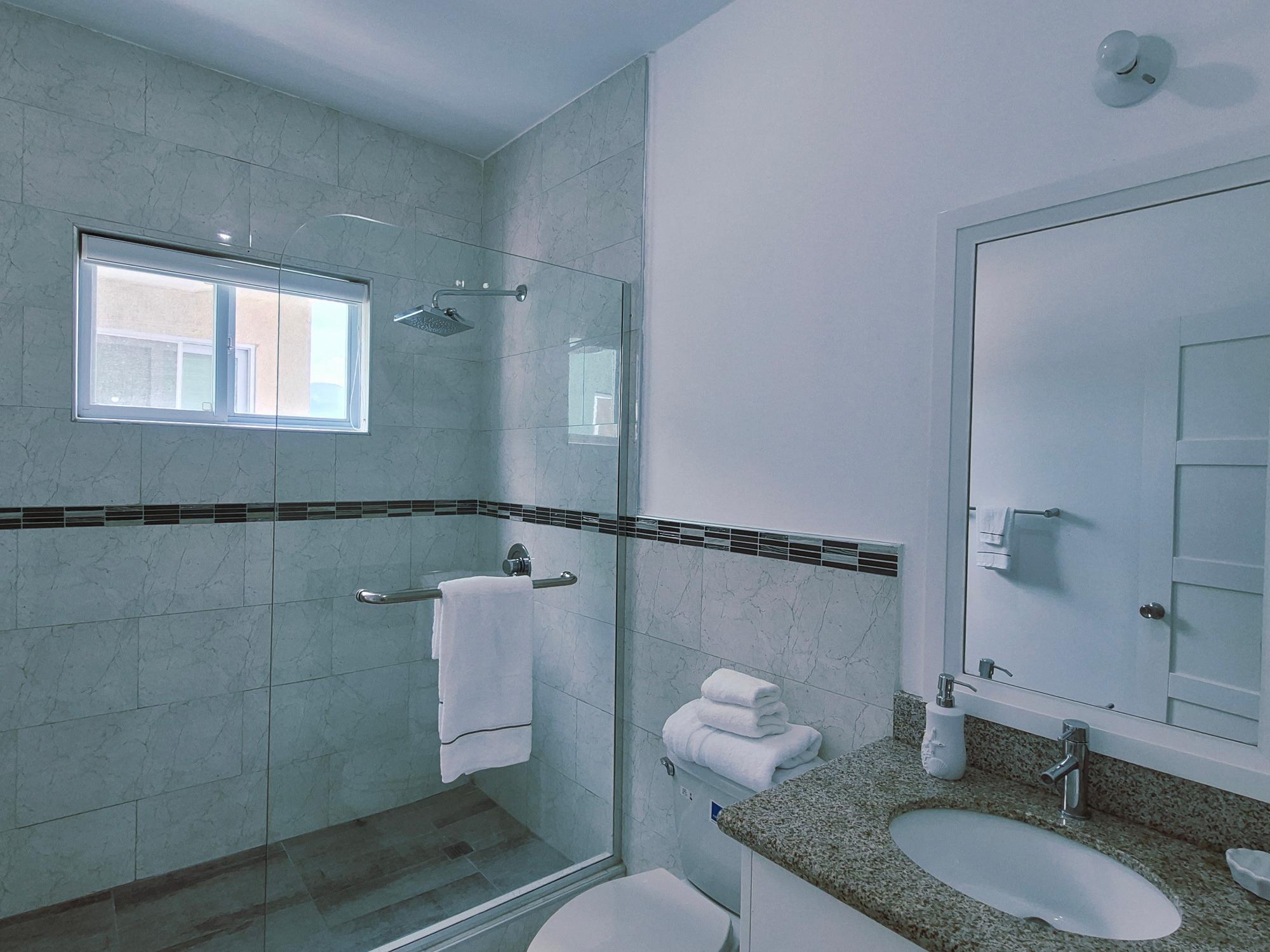 Apartment For Rent: SURBITON ROAD, Kingston 10 | $1,800 photo 8