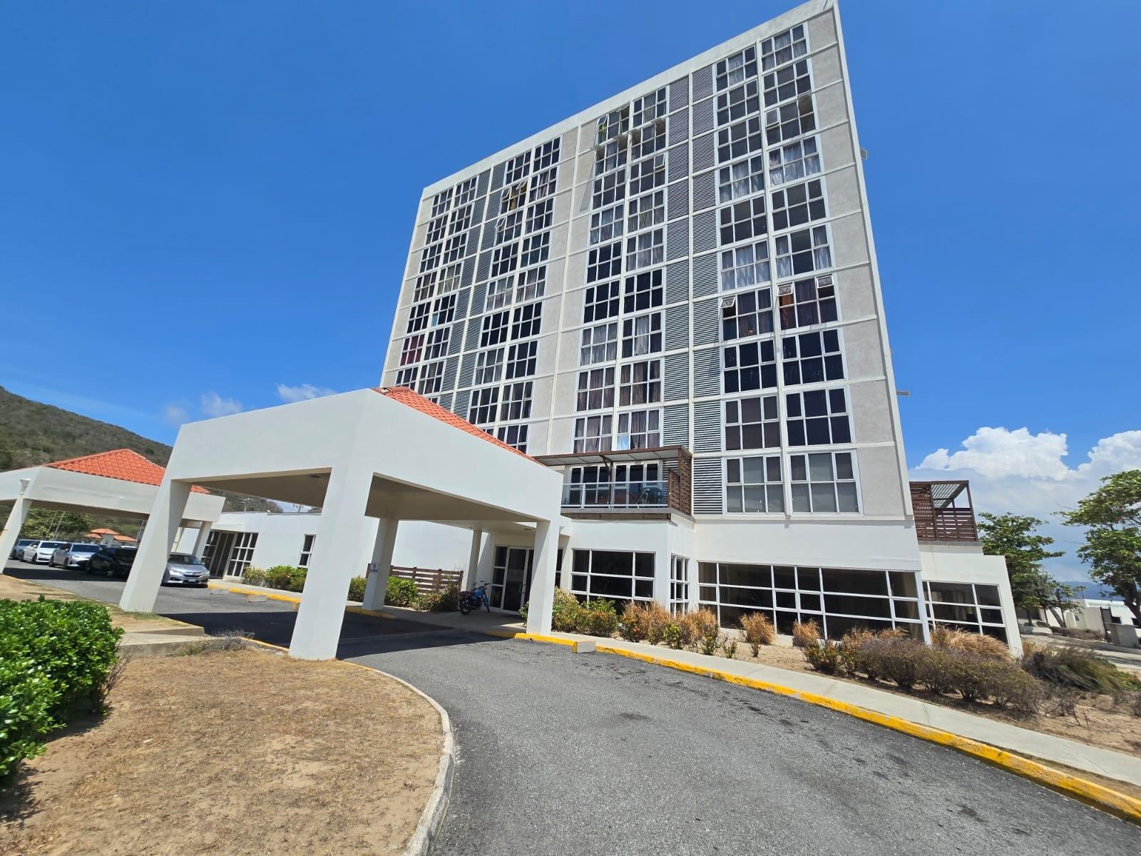 Apartment For Sale: BAY FRONT APARTMENT, Port Henderson | $33,000,000