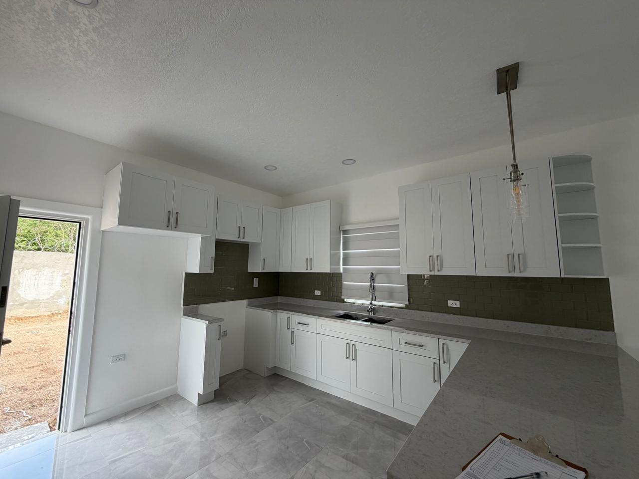 House For Rent: PORTRIDGE ESTATE. PORTMOR, Greater Portmore | $170,000 photo 4