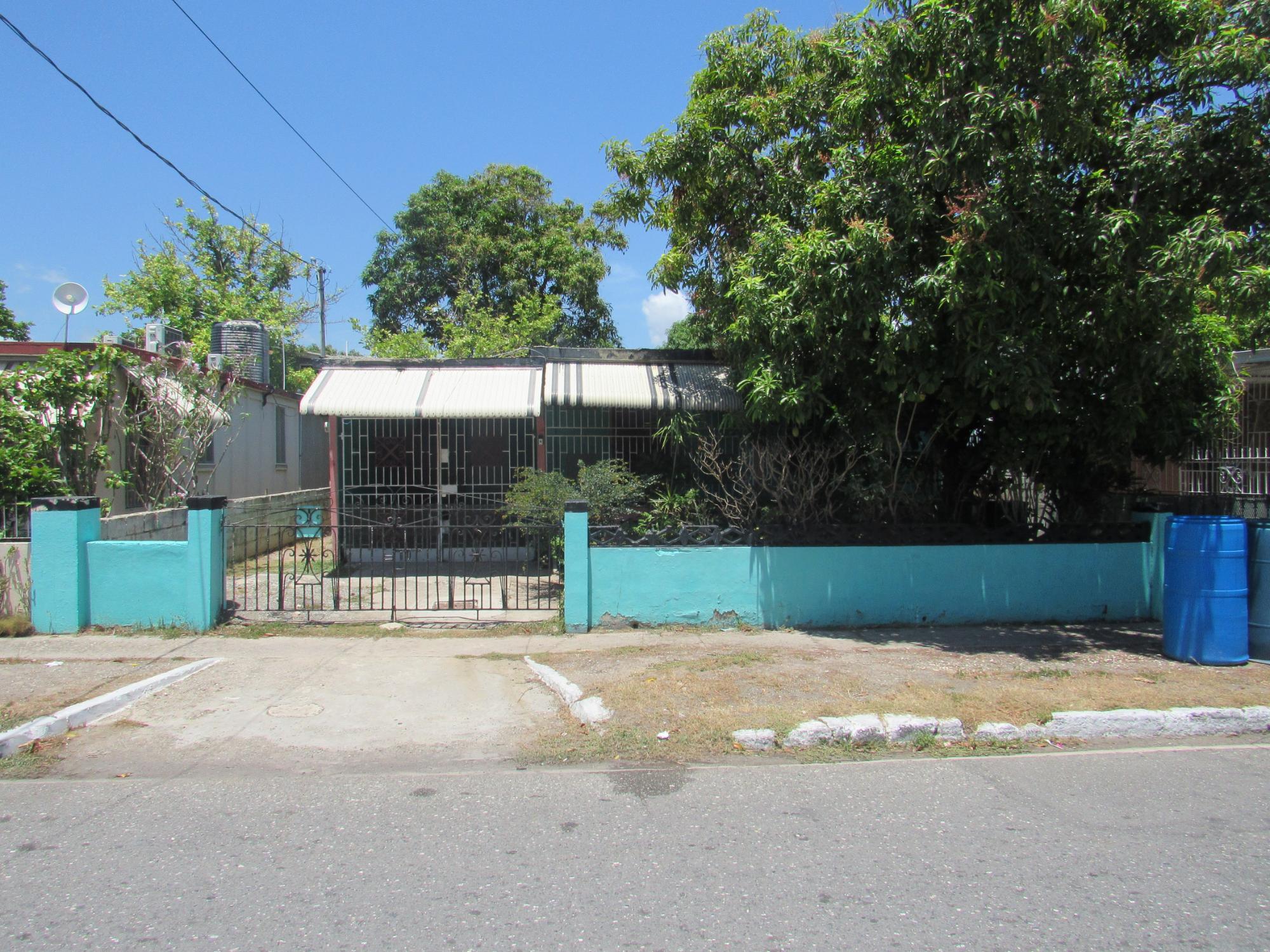 House For Sale: PORTMORE DRIVE, INDEPENDE, Independence City | $20,000,000 photo 2