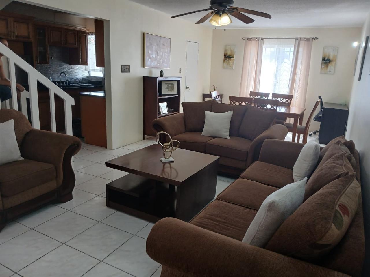 Townhouse For Rent: PERKINS PLACE, Kingston 19 | $160,000
