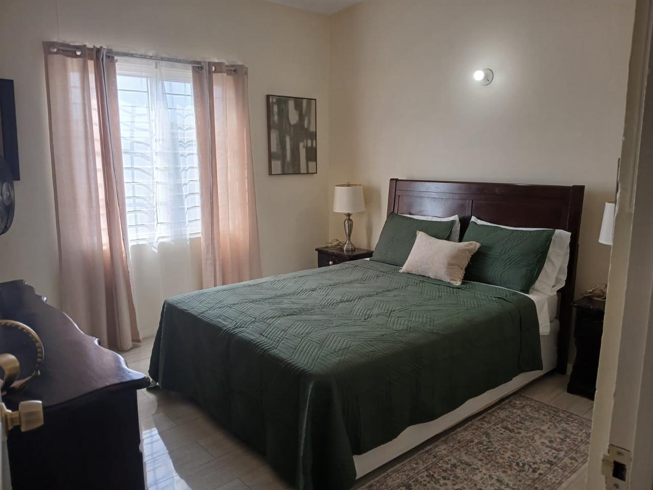 Townhouse For Rent: PERKINS PLACE, Kingston 19 | $160,000 photo 5