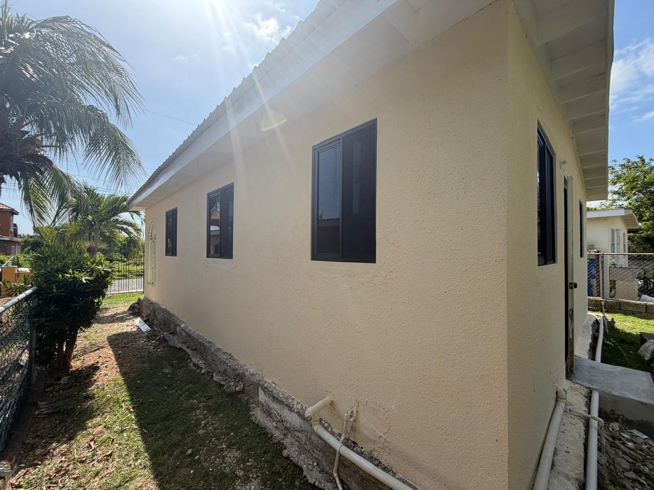 House For Sale: OCEAN CRESCENT, Old Harbour | $25,000,000 photo 9