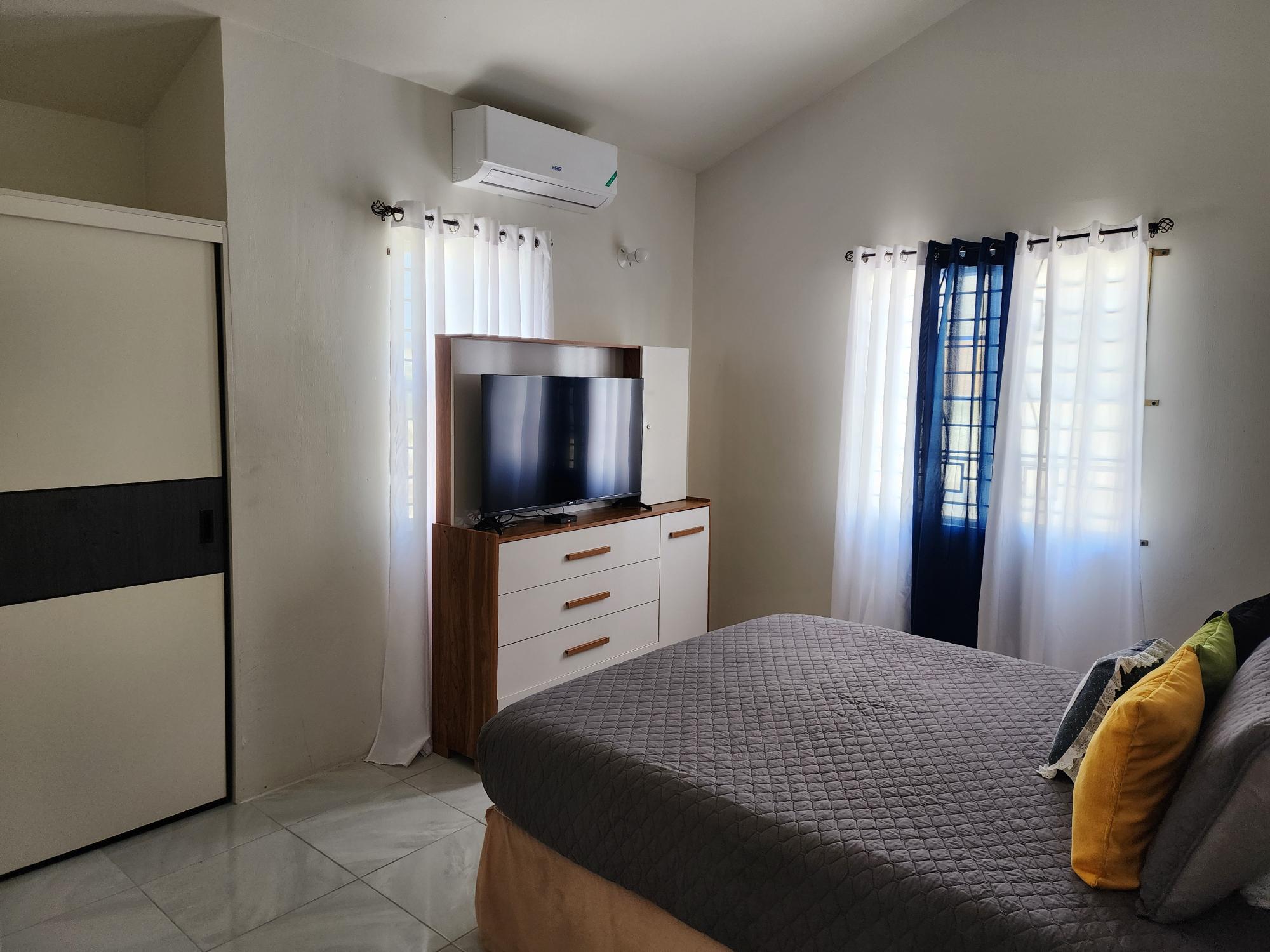 House For Rent: CAMELOT VILLAGE PHASE 5, Discovery Bay | $1,100 photo 12