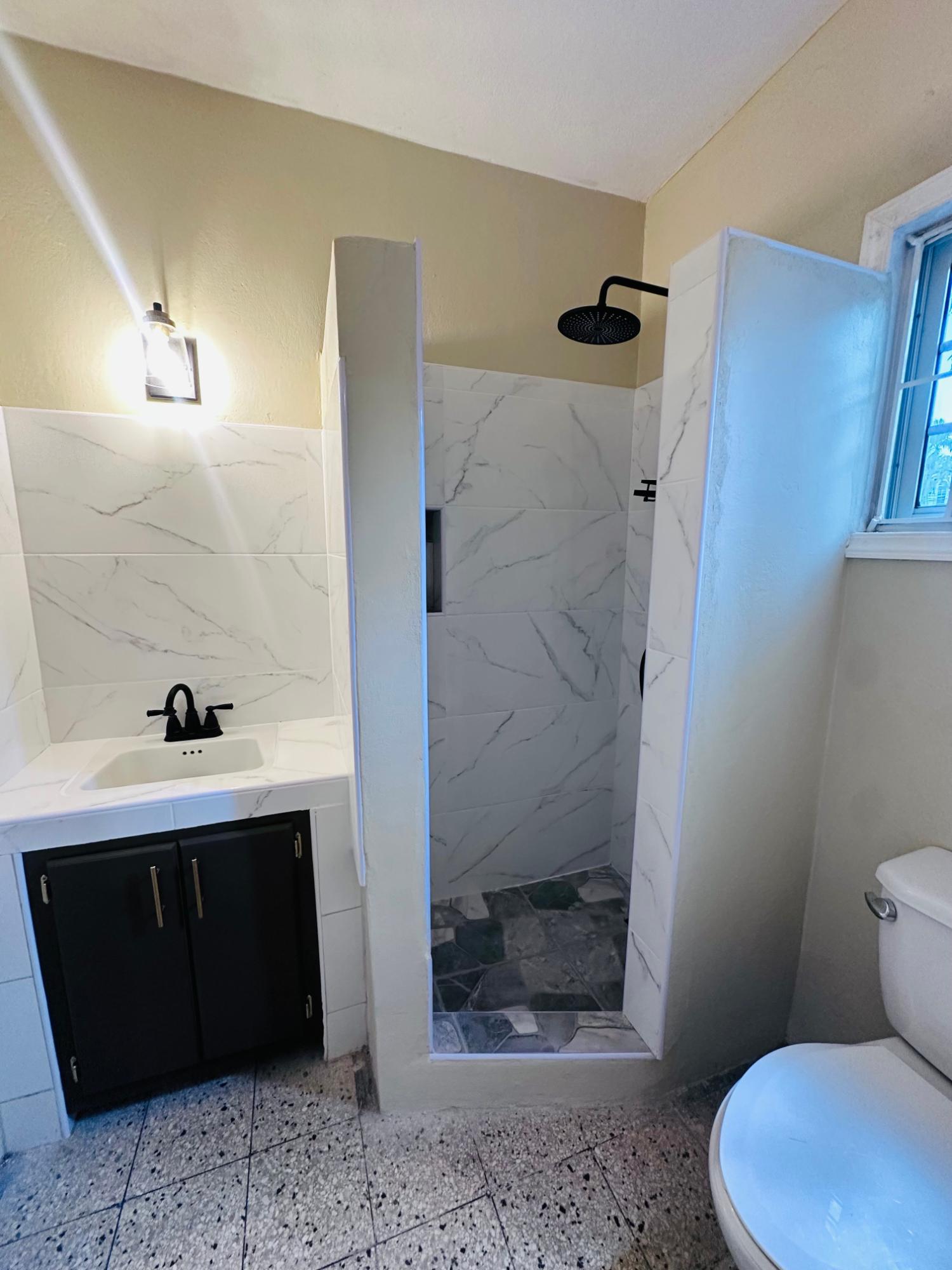 Apartment For Rent: WESTGATE HILLS, Westgate Hills | $110,000 photo 6