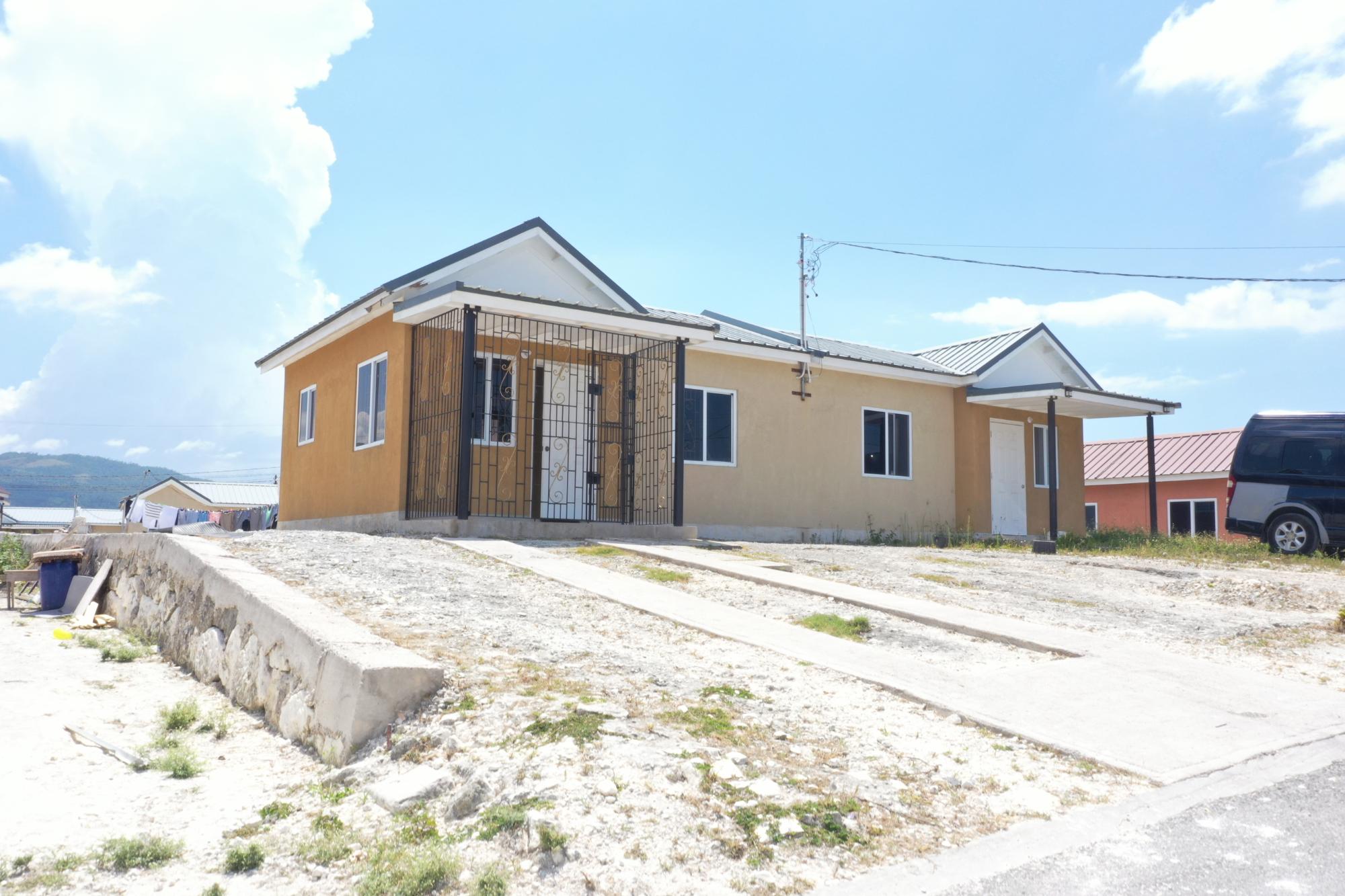 Apartment For Rent: ESTUARY MEADOWS, Sign | $60,000 photo 2