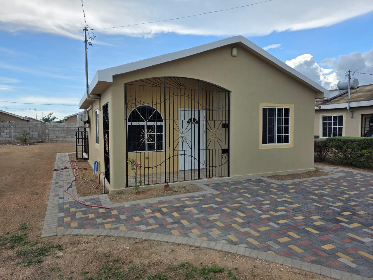 House For Rent: PHOENIX VILLAGE PARK PH3, Phoenix Park | $135,000 photo 4