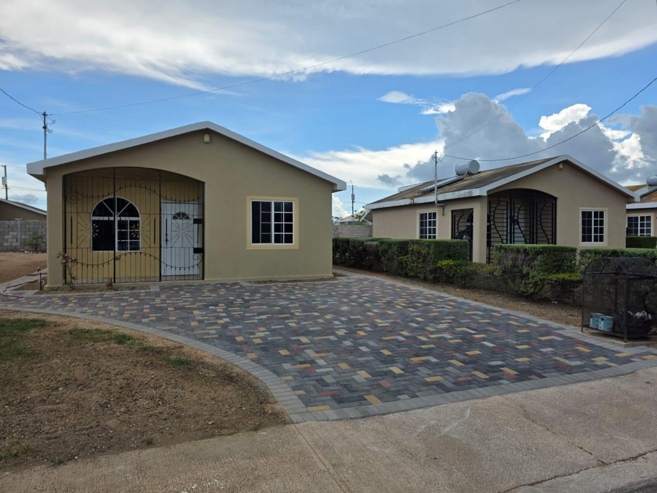 House For Rent: PHOENIX VILLAGE PARK PH3, Phoenix Park | $135,000 photo 6