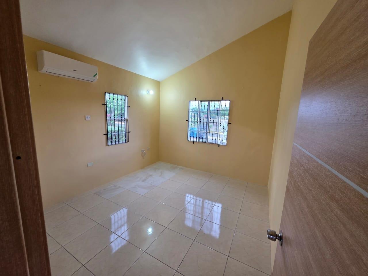 House For Rent: PHOENIX VILLAGE PARK PH3, Phoenix Park | $135,000 photo 11