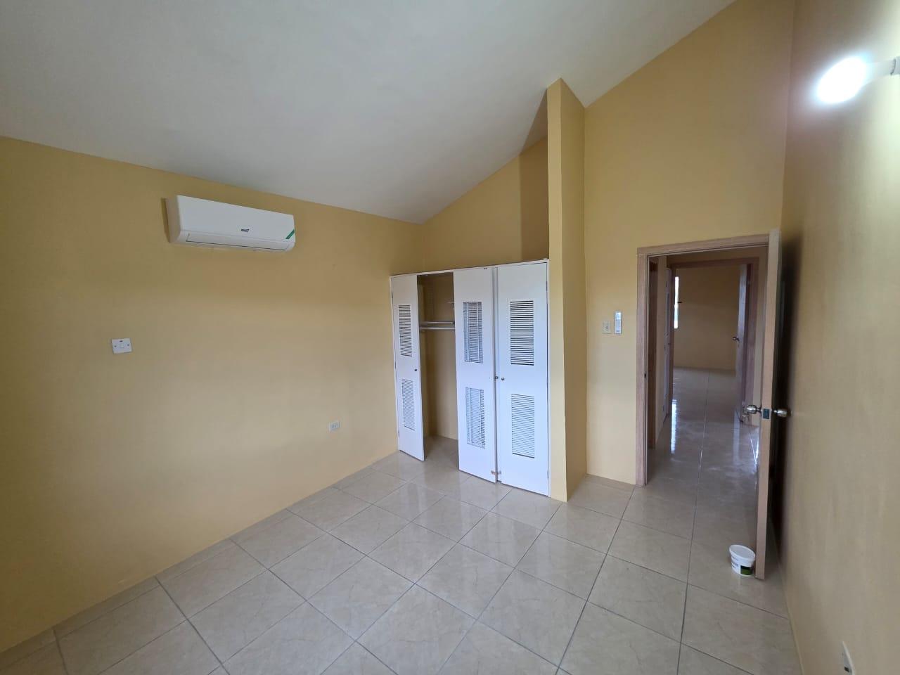 House For Rent: PHOENIX VILLAGE PARK PH3, Phoenix Park | $135,000 photo 13