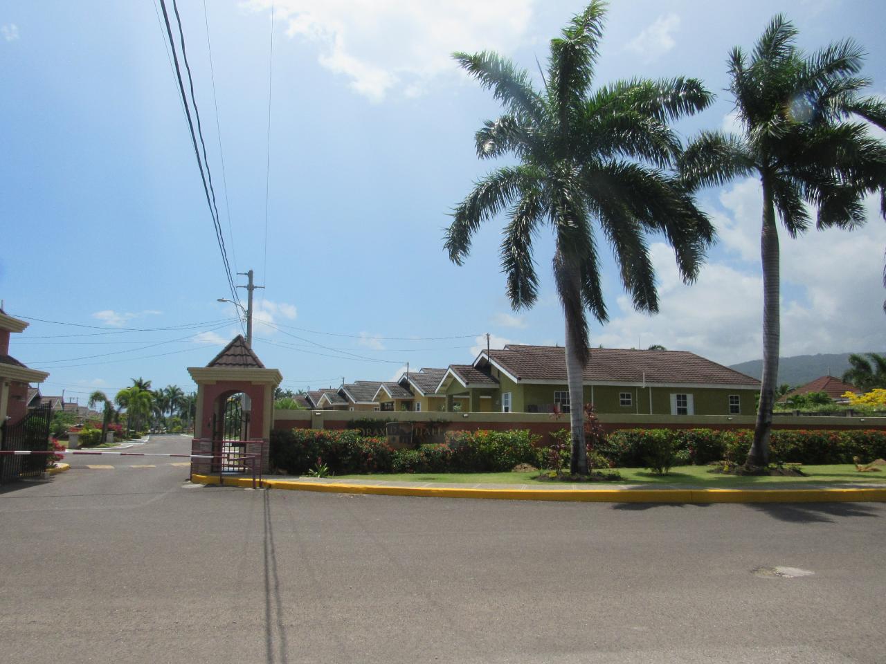 House For Rent: CALABASH BOULEVARD, St. Ann@~apos;s Bay | $1,500 photo 6