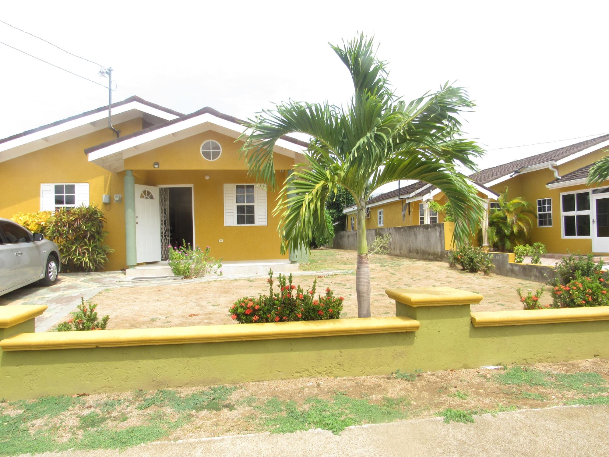 House For Rent: CALABASH BOULEVARD, St. Ann@~apos;s Bay | $1,500 photo 9