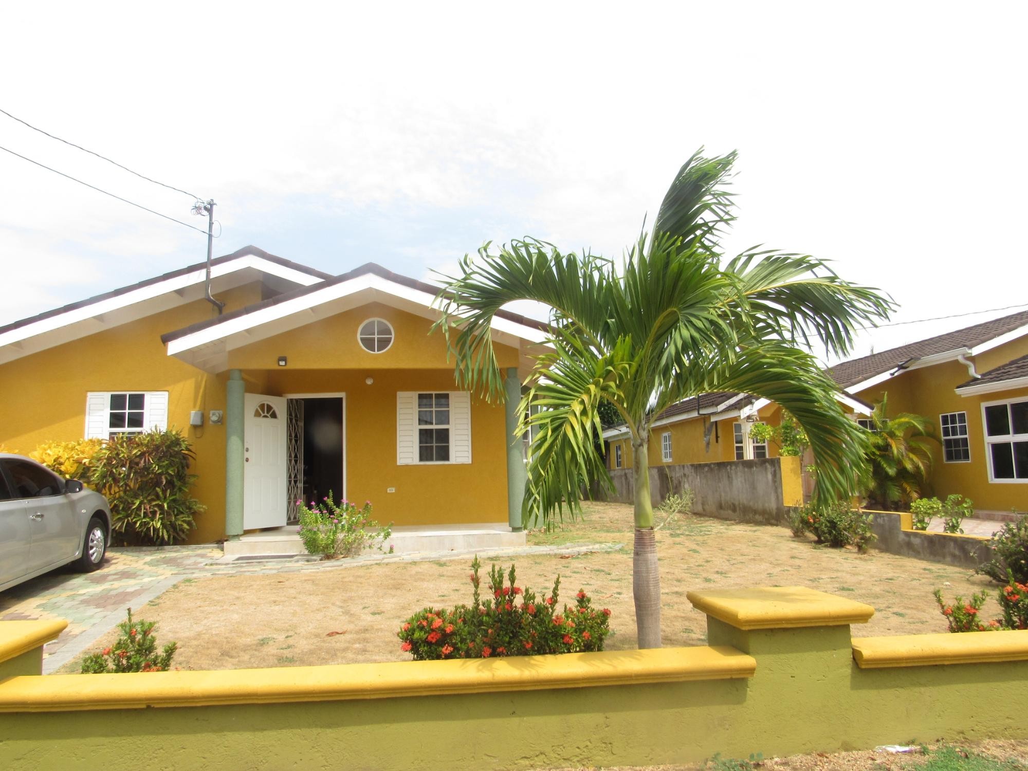 House For Rent: CALABASH BOULEVARD, St. Ann@~apos;s Bay | $1,500 photo 10