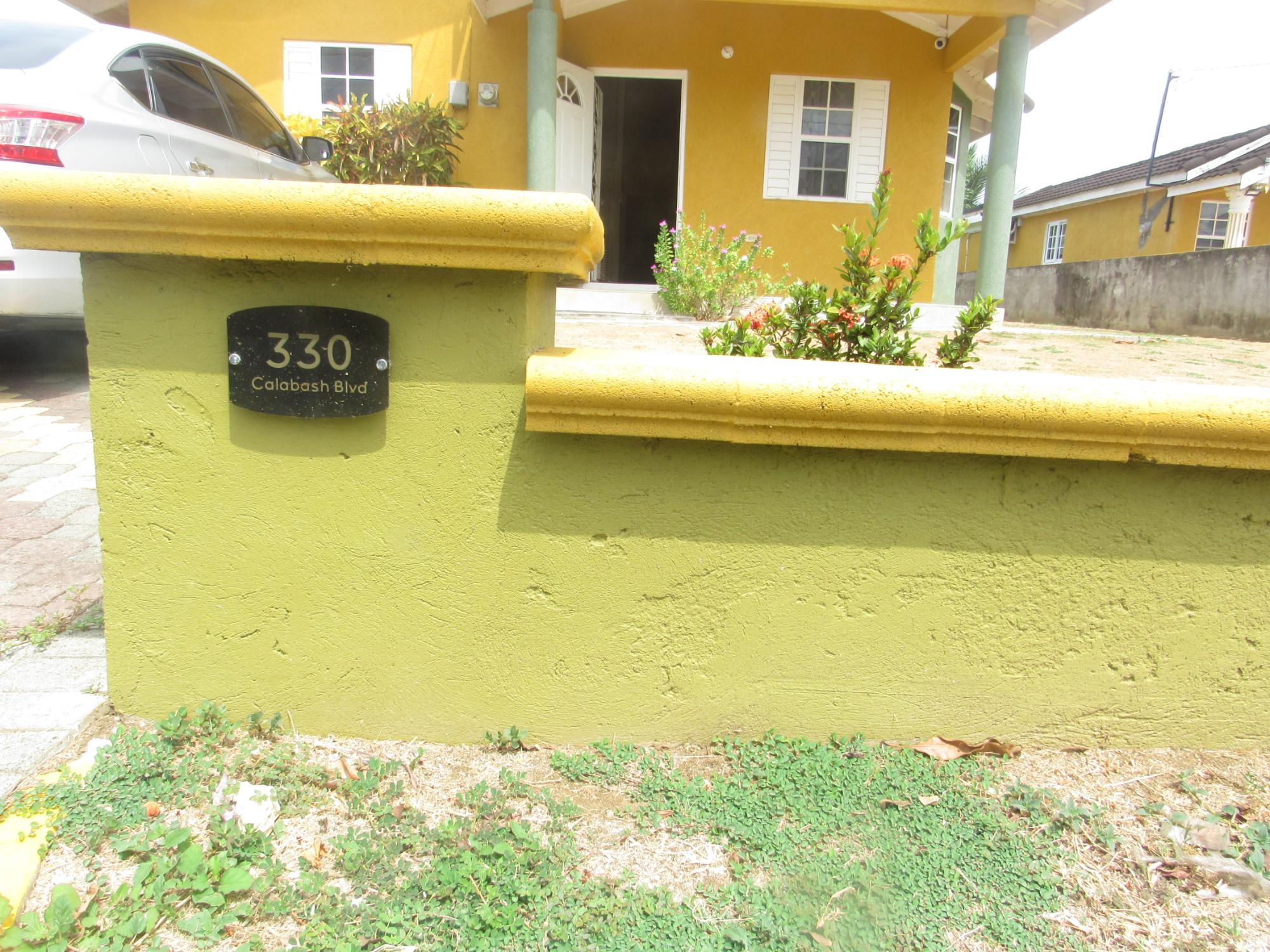House For Rent: CALABASH BOULEVARD, St. Ann@~apos;s Bay | $1,500 photo 11