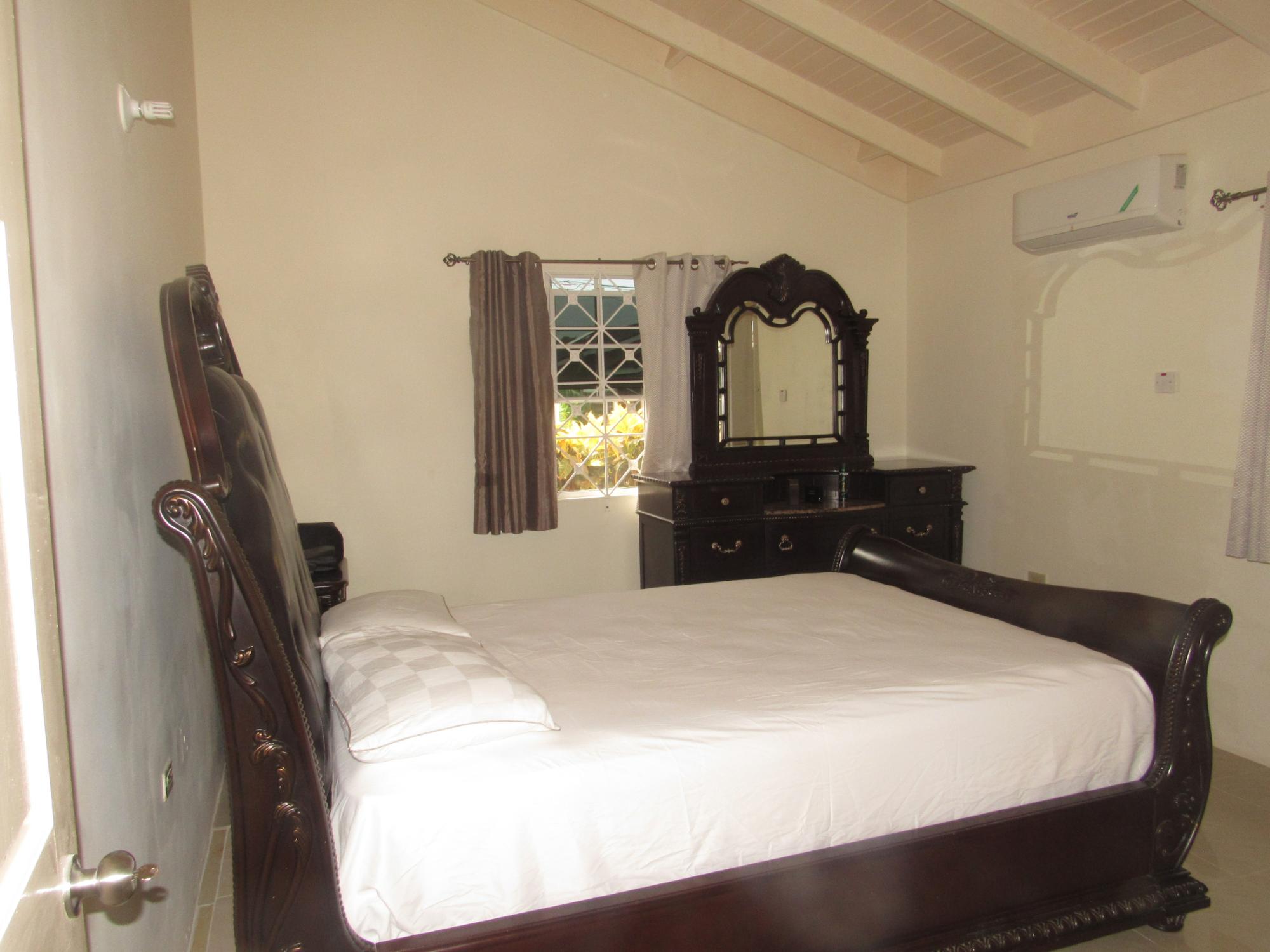 House For Rent: CALABASH BOULEVARD, St. Ann@~apos;s Bay | $1,500 photo 23