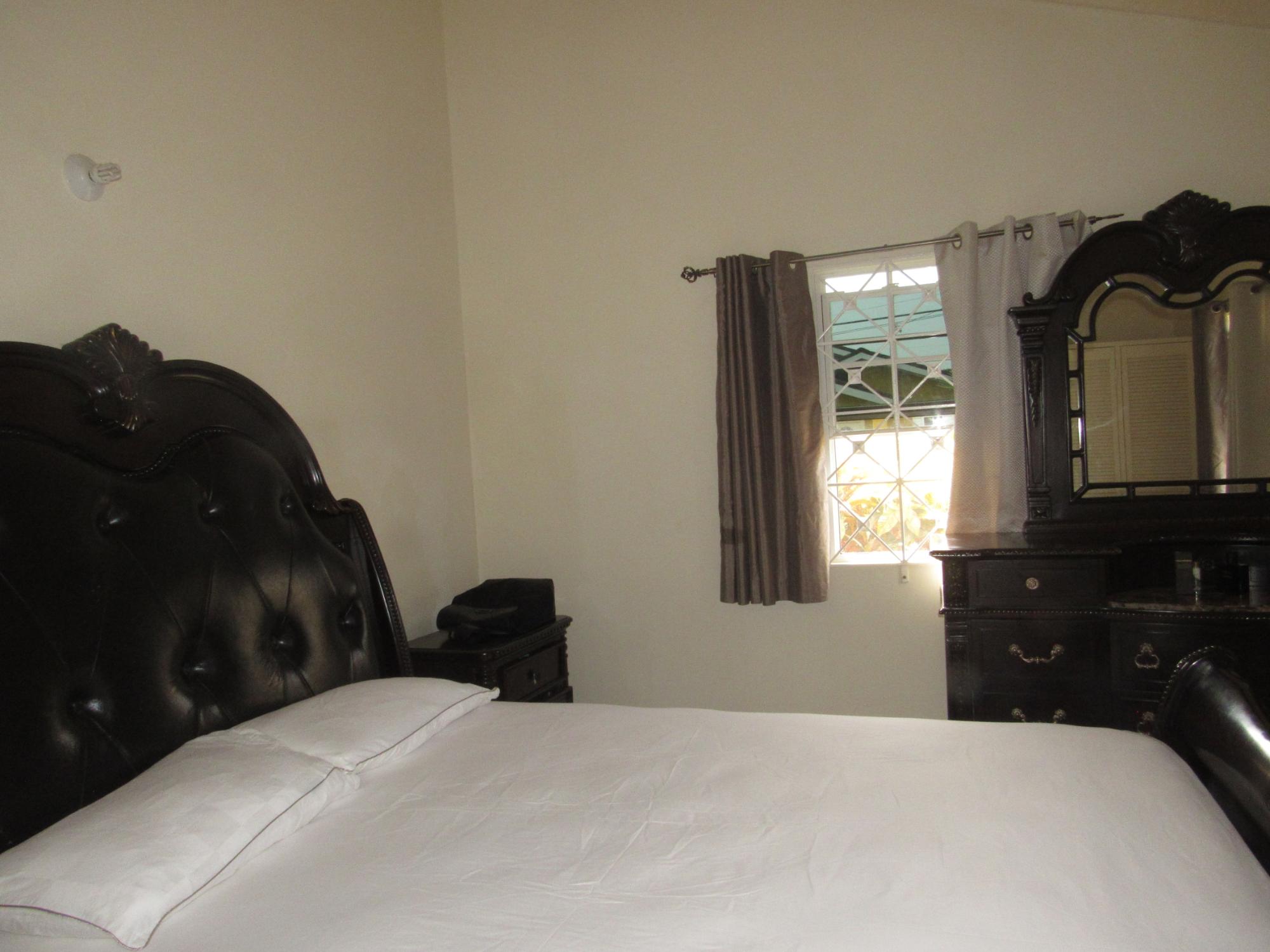 House For Rent: CALABASH BOULEVARD, St. Ann@~apos;s Bay | $1,500 photo 24