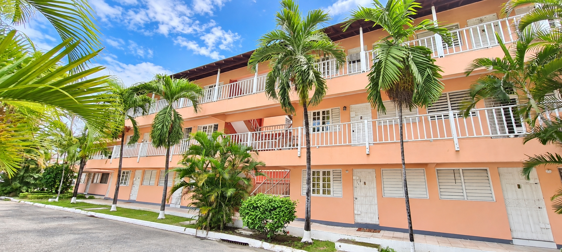 Apartment For Sale: KINGSLYN AVENUE, Kingston 10 | $26,000,000 photo 14