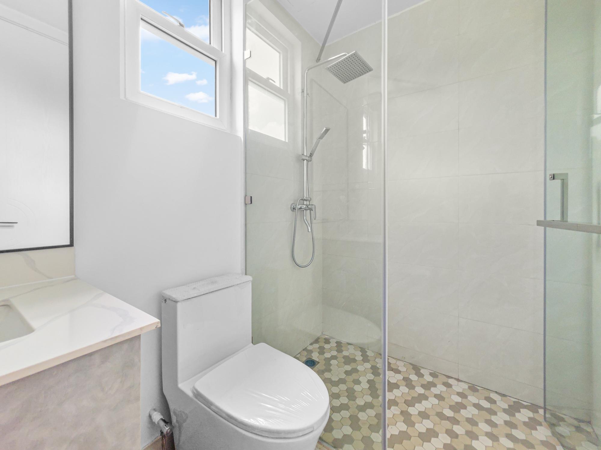 Apartment For Sale: UPPER WATERLOO ROAD, Kingston 8 | $49,800,000 photo 7