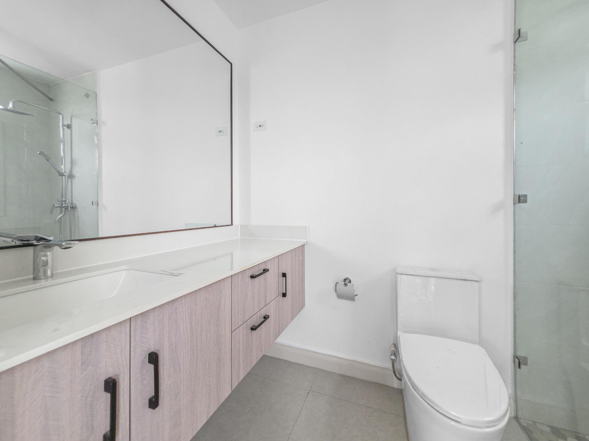 Apartment For Sale: UPPER WATERLOO ROAD, Kingston 8 | $49,800,000 photo 9