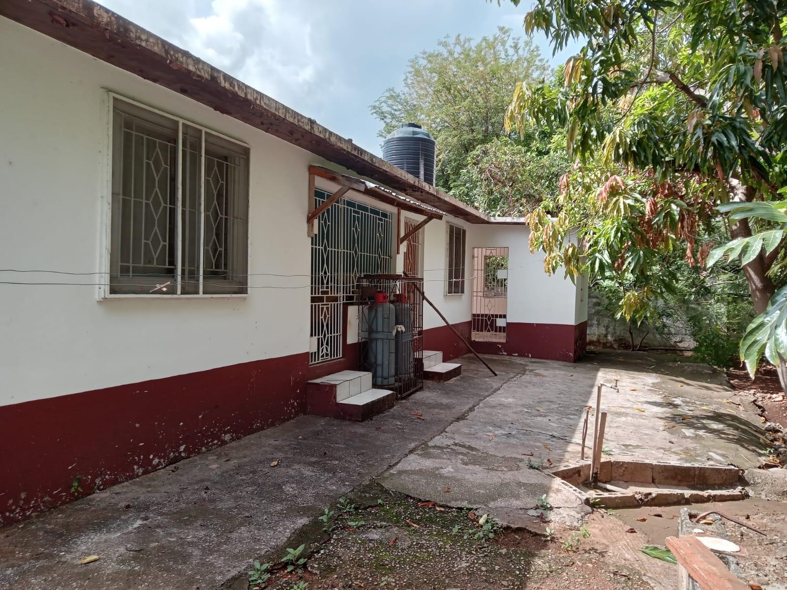 House For Sale: 77A CENTRAL AVENUE MAY PE, May Pen | $24,000,000 photo 9