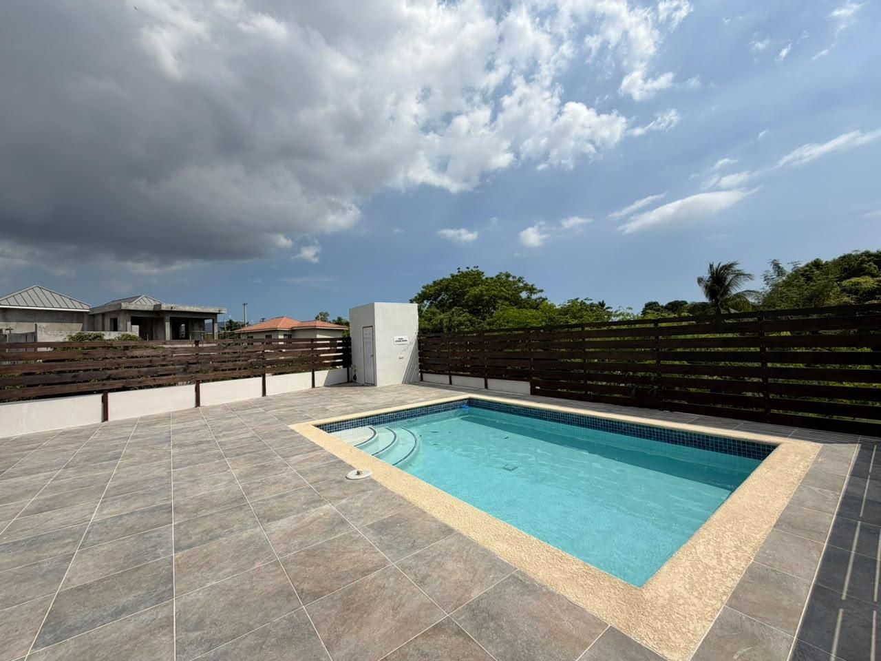 Apartment For Rent: DULWICH DRIVE, Kingston 8 | $190,000 photo 11