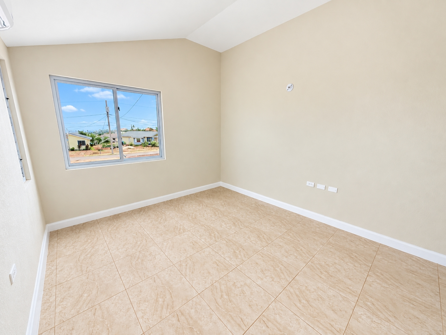 House For Rent: SILVERSUN BOULEVARD, Innswood | $800 photo 8