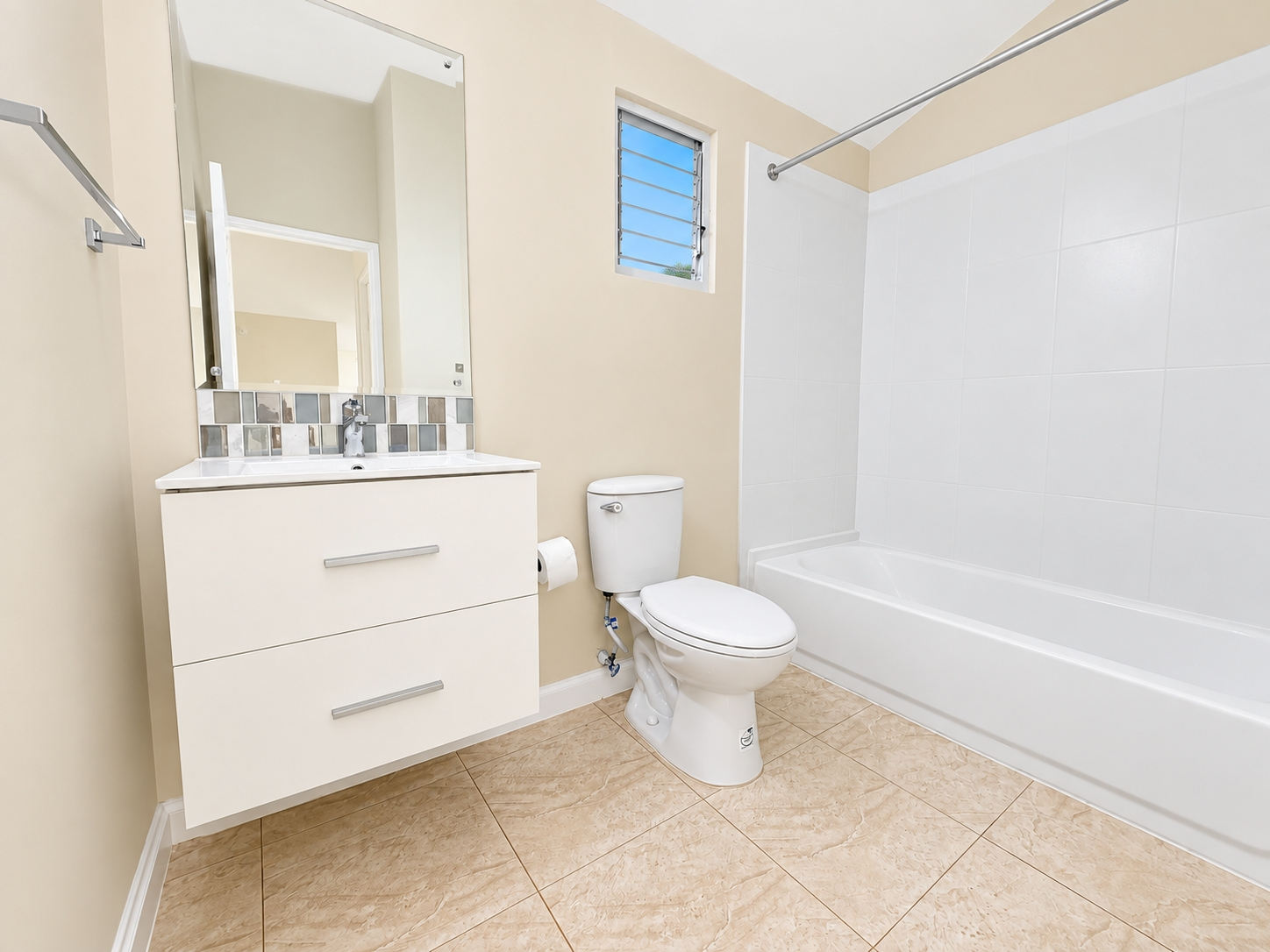 House For Rent: SILVERSUN BOULEVARD, Innswood | $800 photo 10