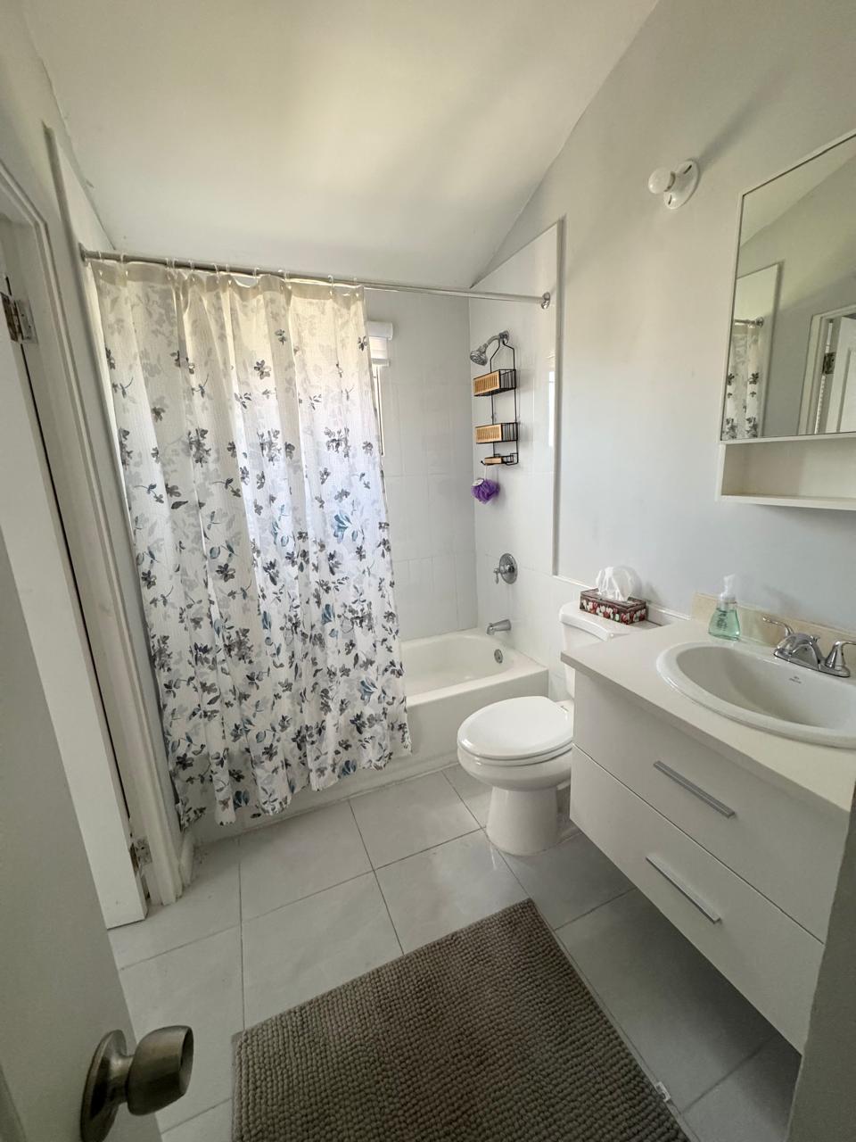 House For Sale: ROSEWOOD AVENUE, Old Harbour | $30,000,000 photo 16