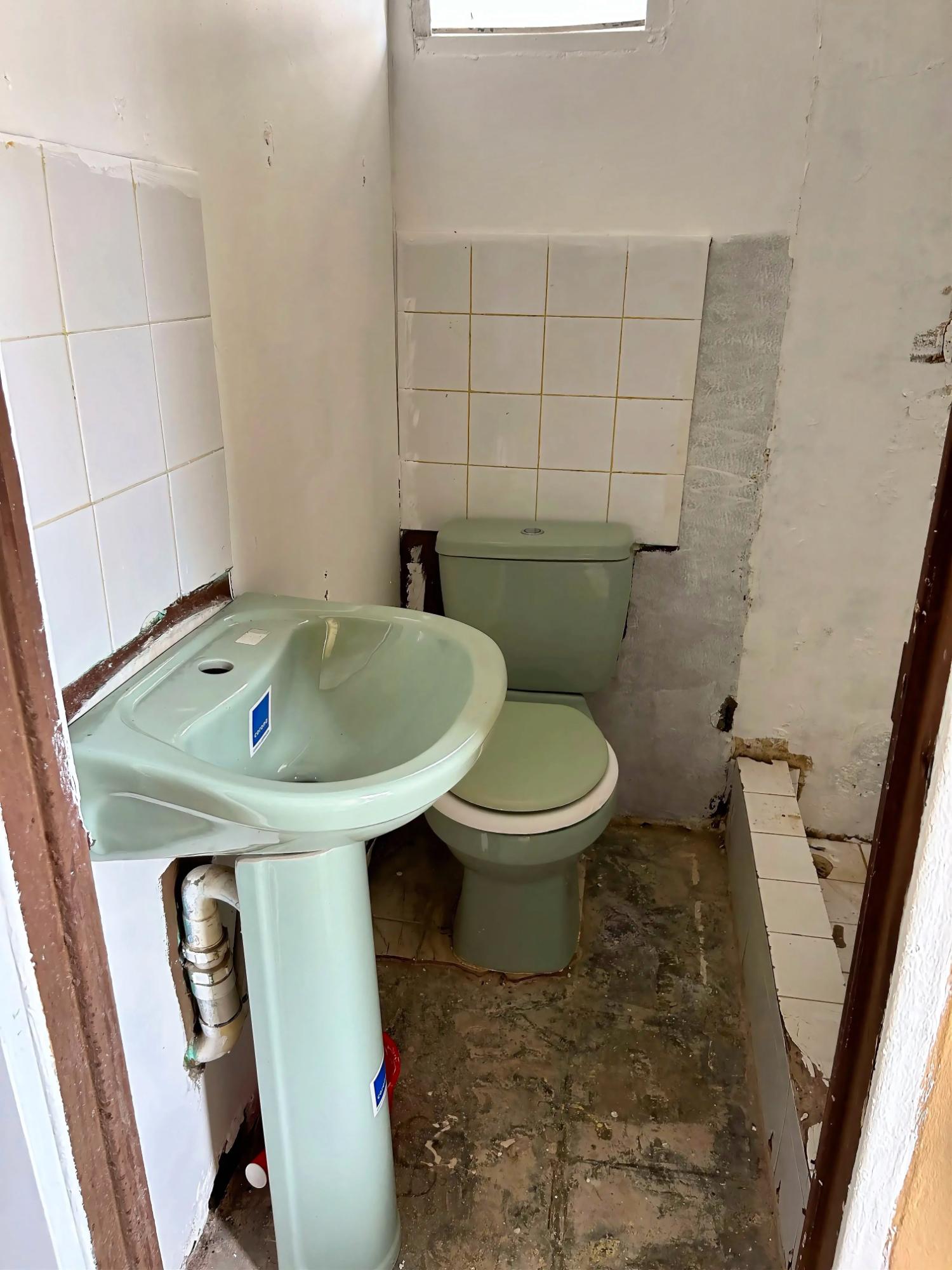 House For Sale: EAST KENSINGTON GREATER P, Greater Portmore | $14,000,000 photo 9