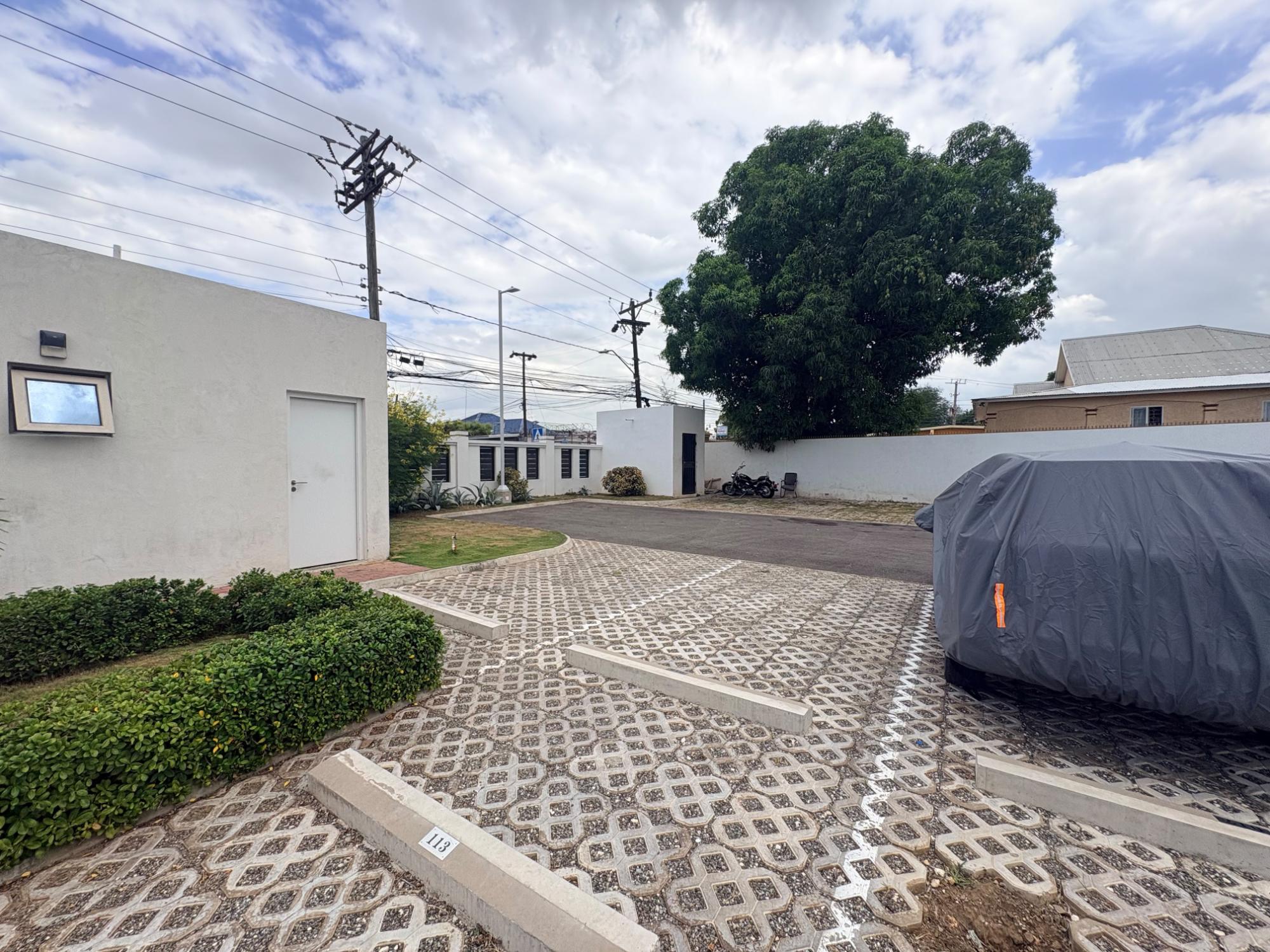 Apartment For Sale: DEANERY ROAD, Kingston 3 | $29,000,000 photo 3