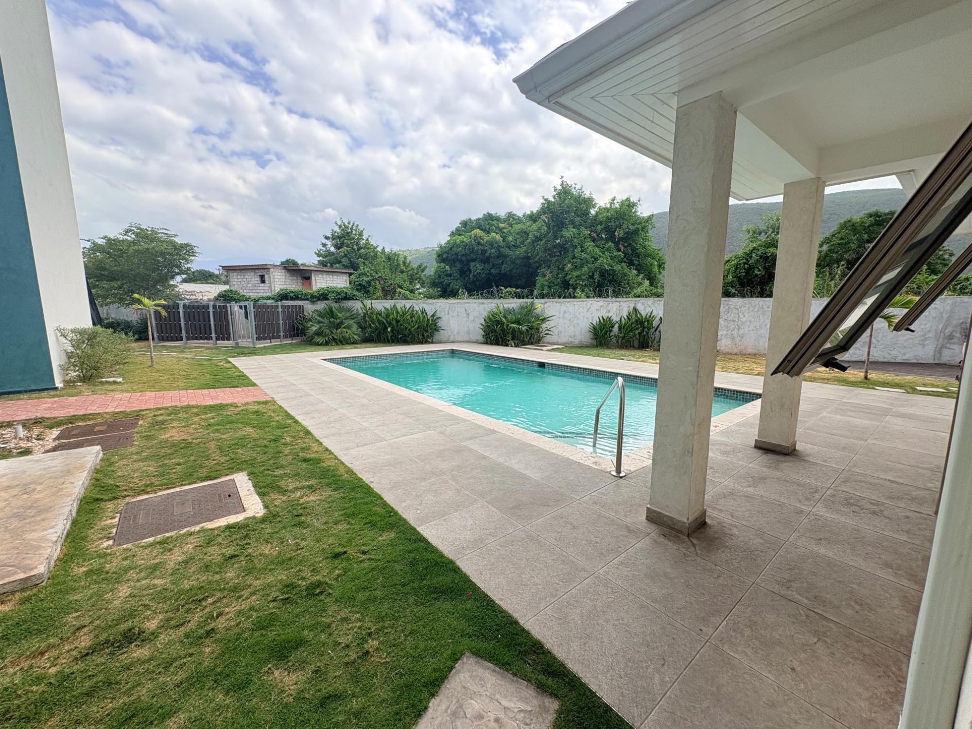 Apartment For Sale: DEANERY ROAD, Kingston 3 | $29,000,000 photo 8