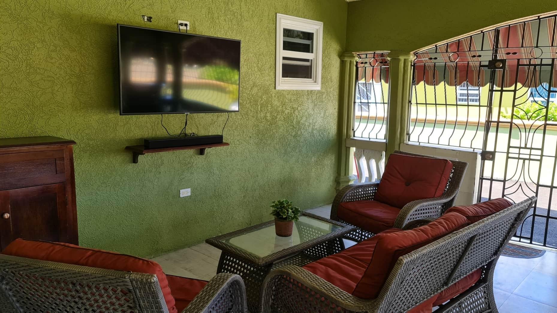 House For Rent: DRAX HALL COUNTRY CLUB, Drax Hall Estate | $2,500 photo 4