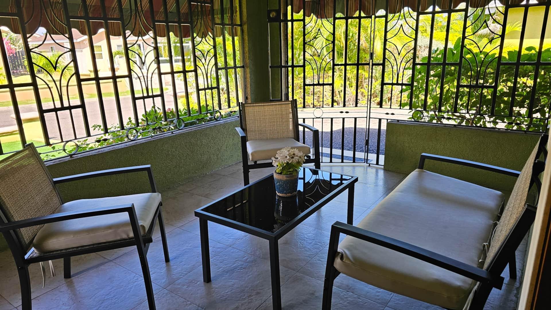 House For Rent: DRAX HALL COUNTRY CLUB, Drax Hall Estate | $2,500 photo 5