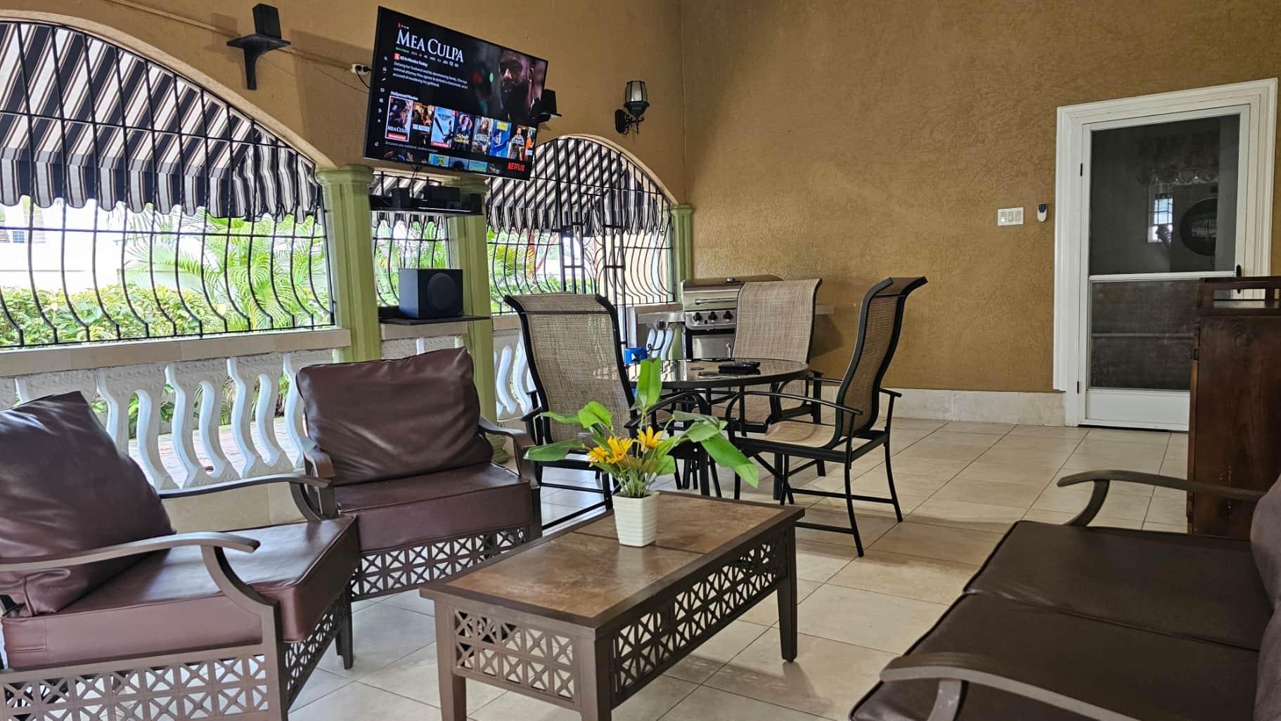 House For Rent: DRAX HALL COUNTRY CLUB, Drax Hall Estate | $2,500 photo 13