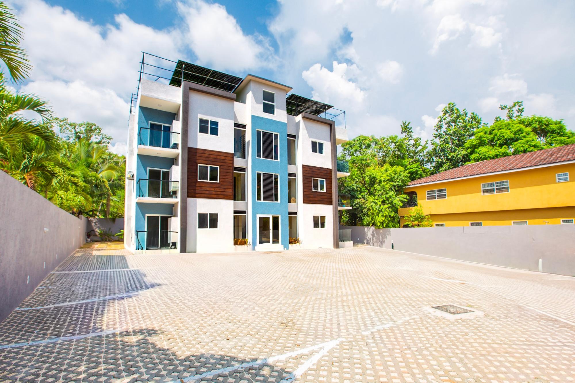 Apartment For Rent: HAPPY GROVE ROAD, Red Hills | $200,000