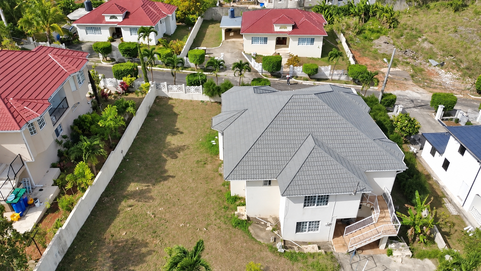 House For Sale: LOGWOOD MEWS HATFIELD, Mandeville | $38,500,000 photo 4