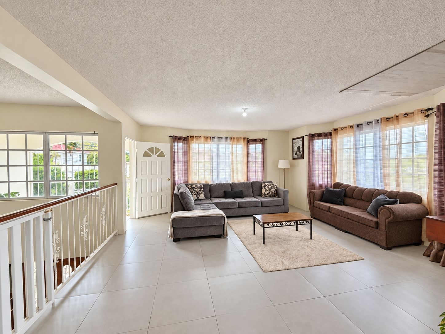 House For Sale: LOGWOOD MEWS HATFIELD, Mandeville | $38,500,000 photo 9